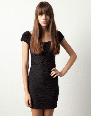 Pull&amp;Bear : 22,99 € VESTIDO TUBO 
